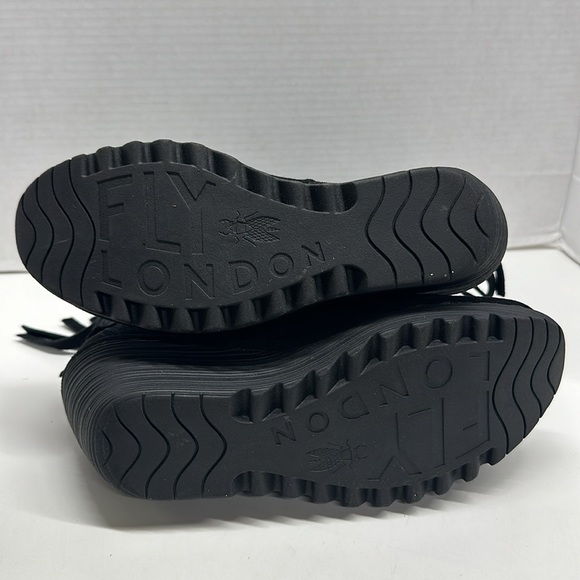 Fly London Yagi Boots Suede Platform Wedge Fringe Booties Ankle Boot Black 41 10 - Picture 5 of 7